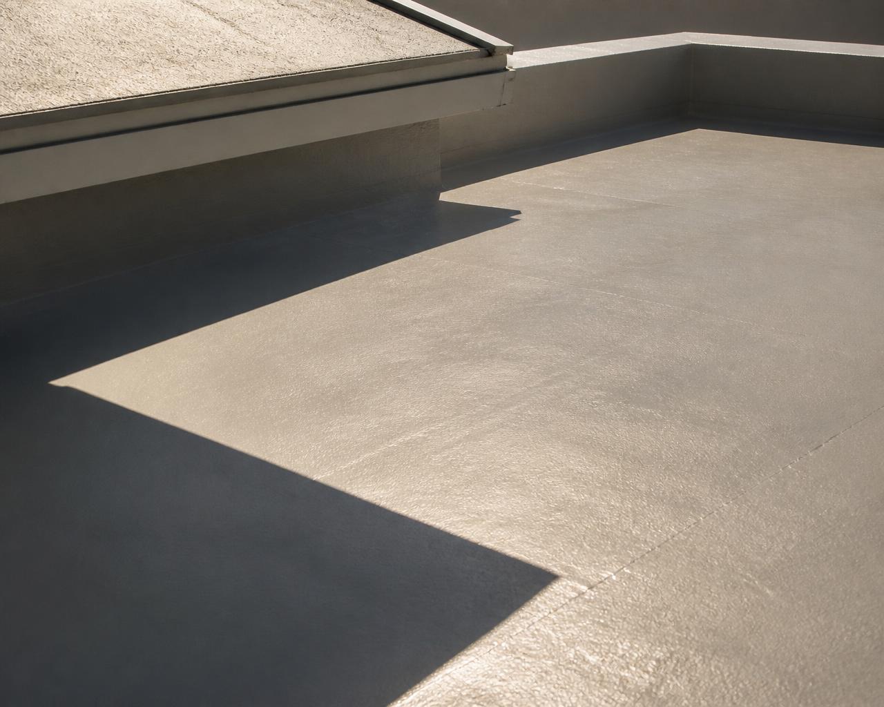 Painted concrete roof and floor surface in sunlight